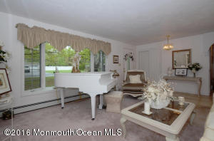 7 Elyar Ter, Middletown, NJ 07748 photo 3