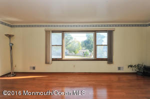 1 Hemlock Rd, Howell, NJ 07731 photo 6