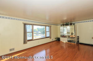 1 Hemlock Rd, Howell, NJ 07731 photo 5