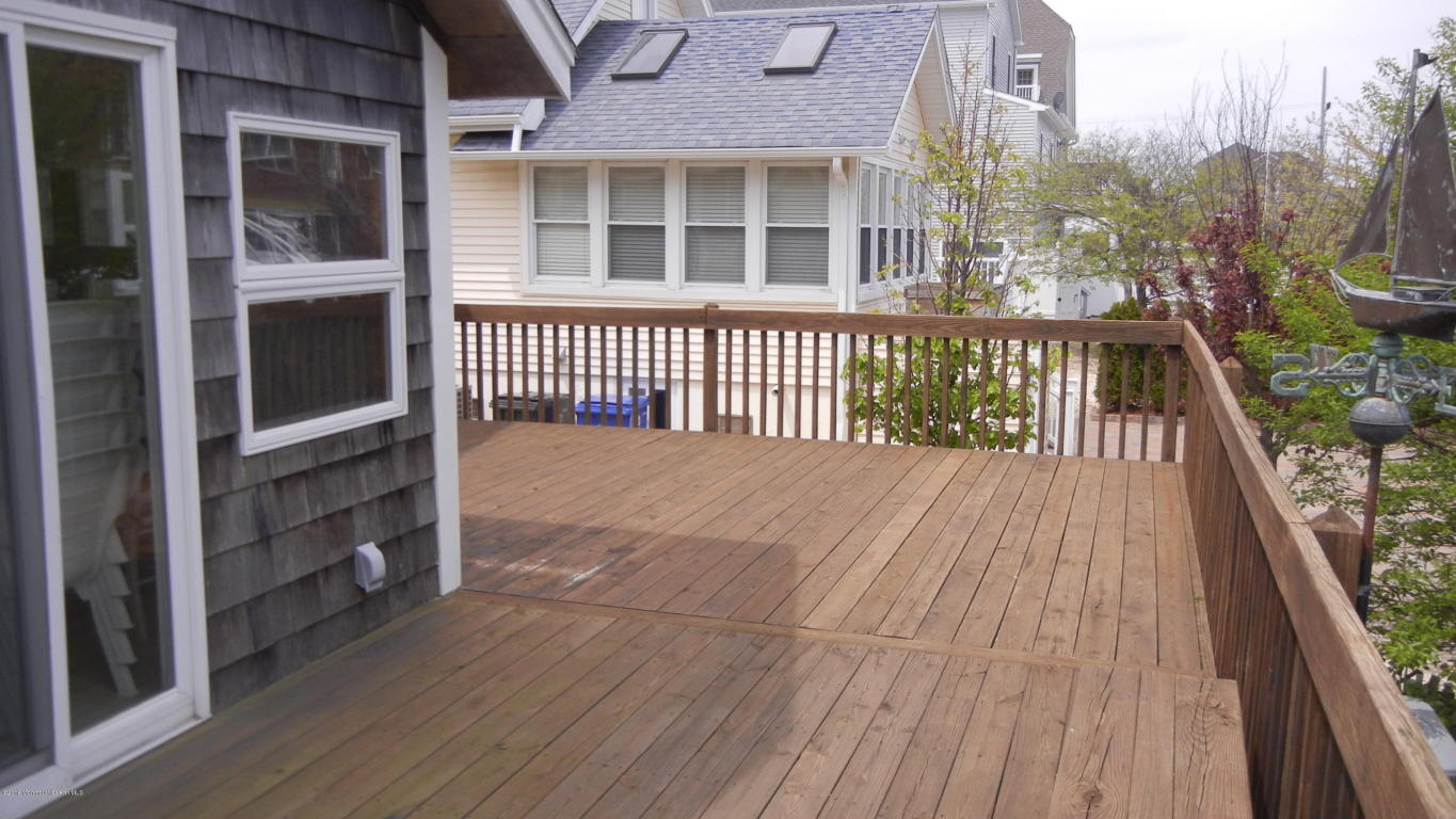 32 3rd Ave, Lavallette, NJ 08735 photo 4