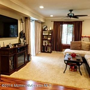77 Northrup Dr, Brick, NJ 08724 photo 2