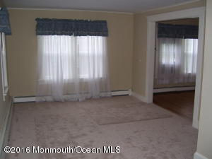 61 Broad St, Matawan, NJ 07747 photo 4