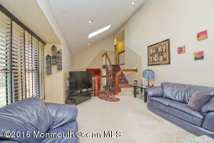 11 Eagle Rd, Marlboro, NJ 07746 photo 5