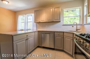 4 Lancaster Ct, Forked River, NJ 08731 photo 11