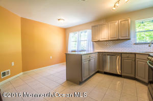 4 Lancaster Ct, Forked River, NJ 08731 photo 8