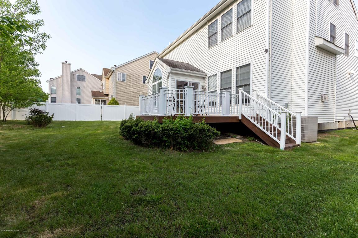 11 Rockspray Ct, Howell, NJ 07731 photo 2