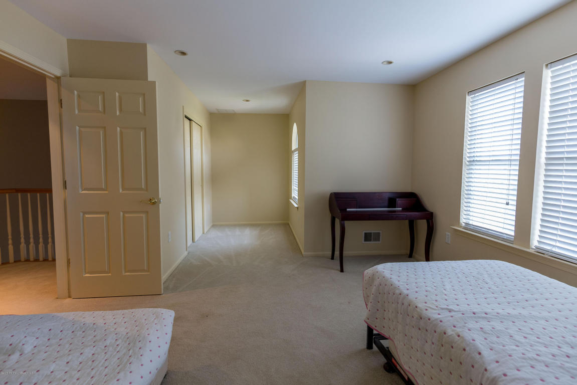 11 Rockspray Ct, Howell, NJ 07731 photo 17