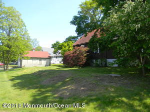 8 Chamone Ave, Middletown, NJ 07748 photo 3