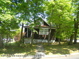 8 Chamone Ave, Middletown, NJ 07748 photo 1