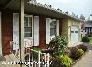 108 Sunset Rd, Whiting, NJ 08759 photo 4