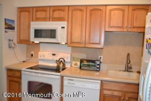 8 Stonybrook Rd, Whiting, NJ 08759 photo 19