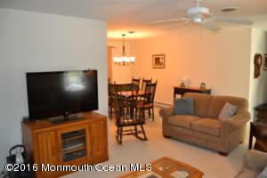 8 Stonybrook Rd, Whiting, NJ 08759 photo 14
