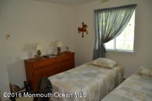 8 Stonybrook Rd, Whiting, NJ 08759 photo 26