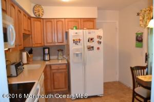 8 Stonybrook Rd, Whiting, NJ 08759 photo 18