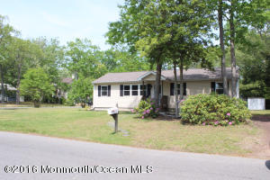303 Pinta Way, Forked River, NJ 08731 photo 2