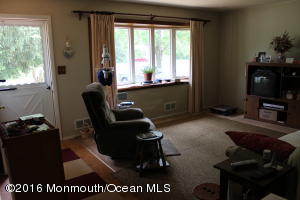 2 Glen Rd, Howell, NJ 07731 photo 5