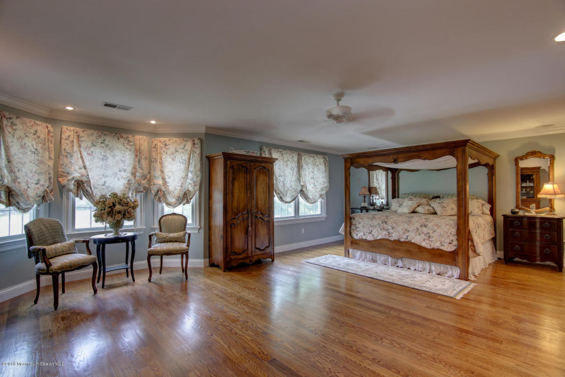 627 Summit Pl, Brielle, NJ 08730 photo 15