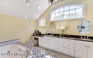 402 Kingston Rd, Brielle, NJ 08730 photo 32