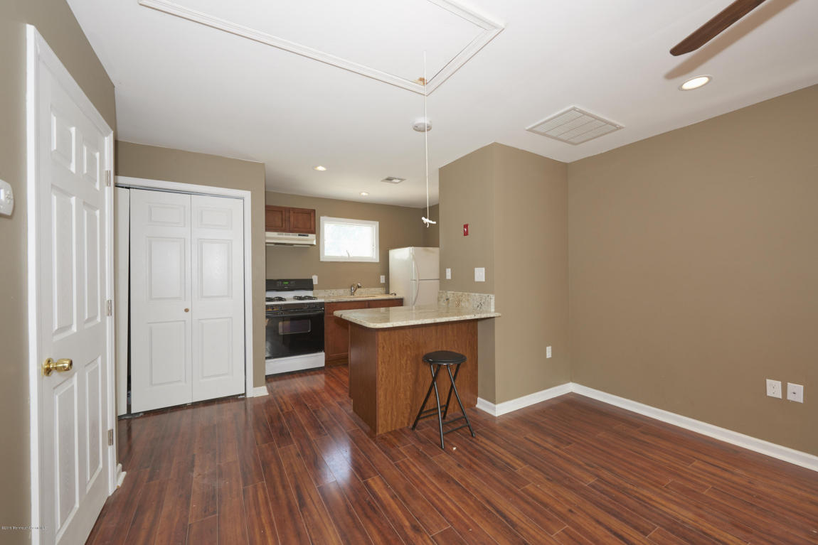 71 Compton St, Middletown, NJ 07748 photo 27
