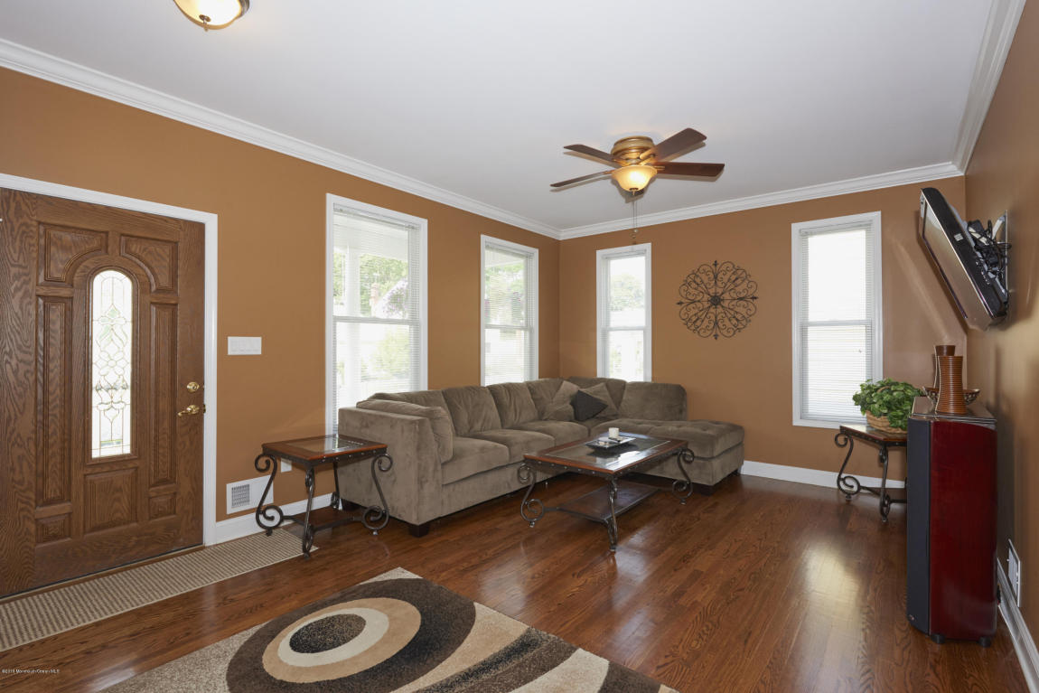 71 Compton St, Middletown, NJ 07748 photo 7