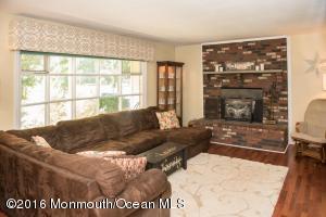 656 W Commodore Blvd, Jackson, NJ 08527 photo 3