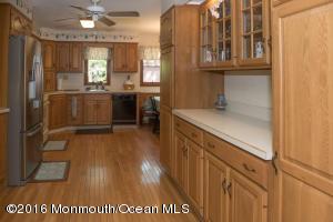 656 W Commodore Blvd, Jackson, NJ 08527 photo 7