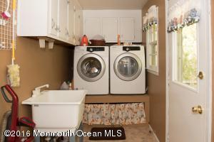 656 W Commodore Blvd, Jackson, NJ 08527 photo 20