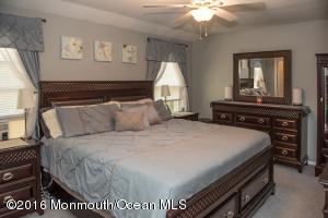 656 W Commodore Blvd, Jackson, NJ 08527 photo 13