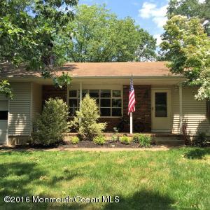 656 W Commodore Blvd, Jackson, NJ 08527 photo 2