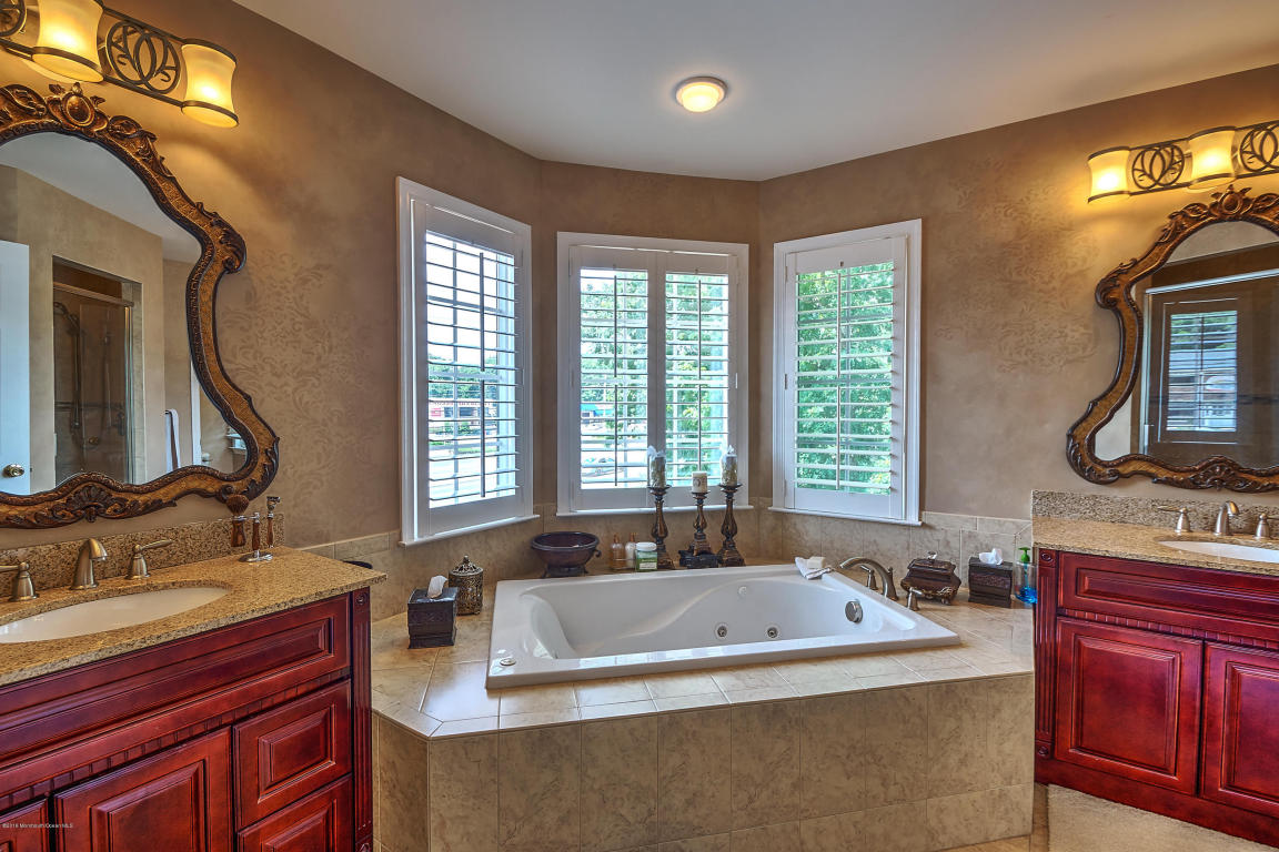18 Mariners Bnd, Brielle, NJ 08730 photo 23