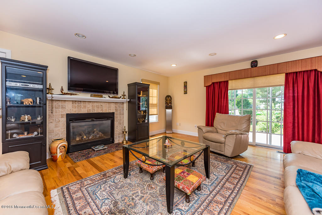 2017 Pilgrim Rd, Wall, NJ 07719 photo 7