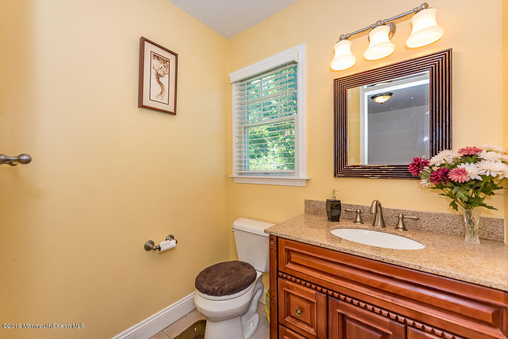 2017 Pilgrim Rd, Wall, NJ 07719 photo 11