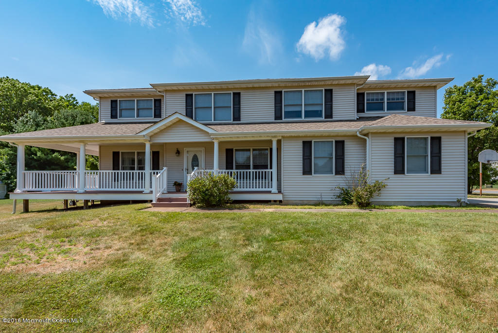 2017 Pilgrim Rd, Wall, NJ 07719 photo 1