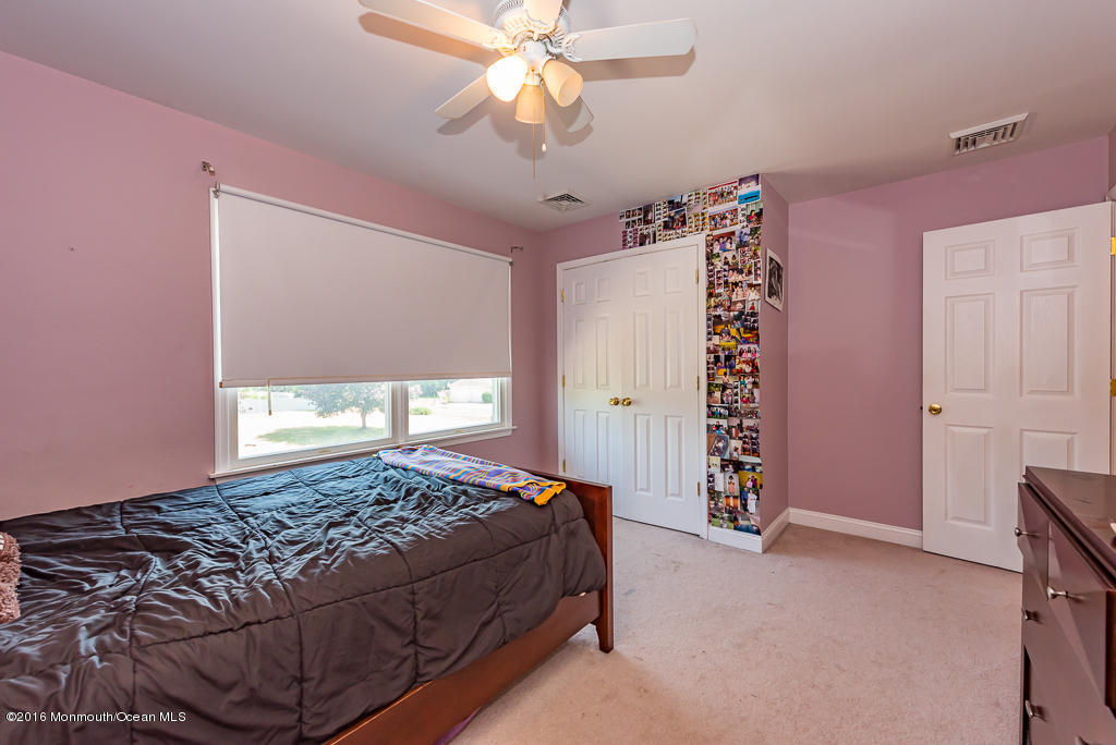 2017 Pilgrim Rd, Wall, NJ 07719 photo 17