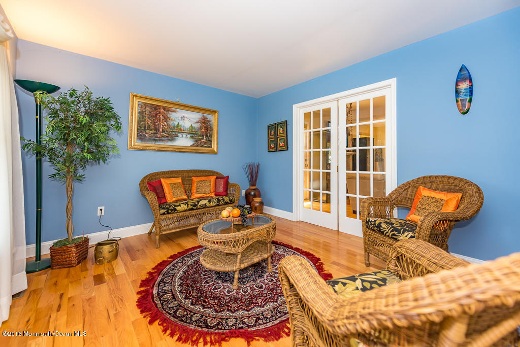 2017 Pilgrim Rd, Wall, NJ 07719 photo 8