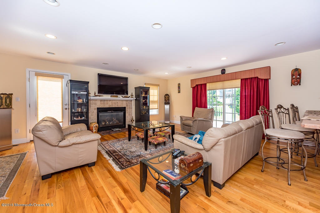 2017 Pilgrim Rd, Wall, NJ 07719 photo 5