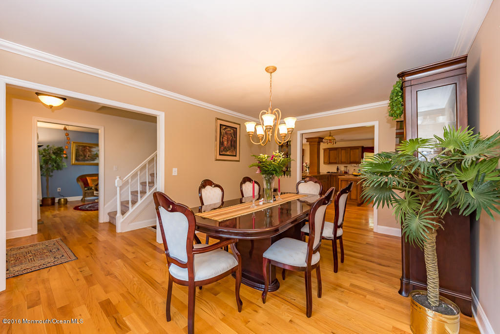 2017 Pilgrim Rd, Wall, NJ 07719 photo 2
