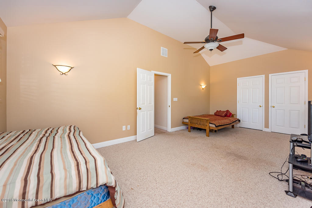 2017 Pilgrim Rd, Wall, NJ 07719 photo 23