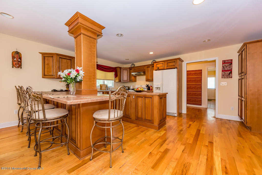 2017 Pilgrim Rd, Wall, NJ 07719 photo 3