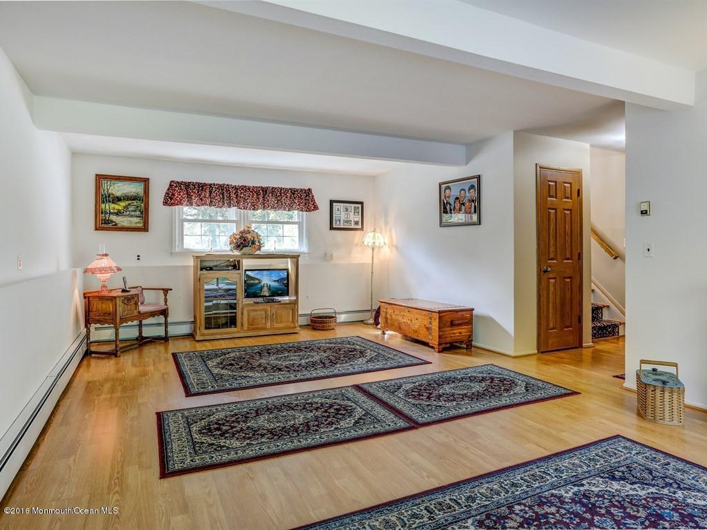 814 Warwick Rd, Brick, NJ 08724 photo 19