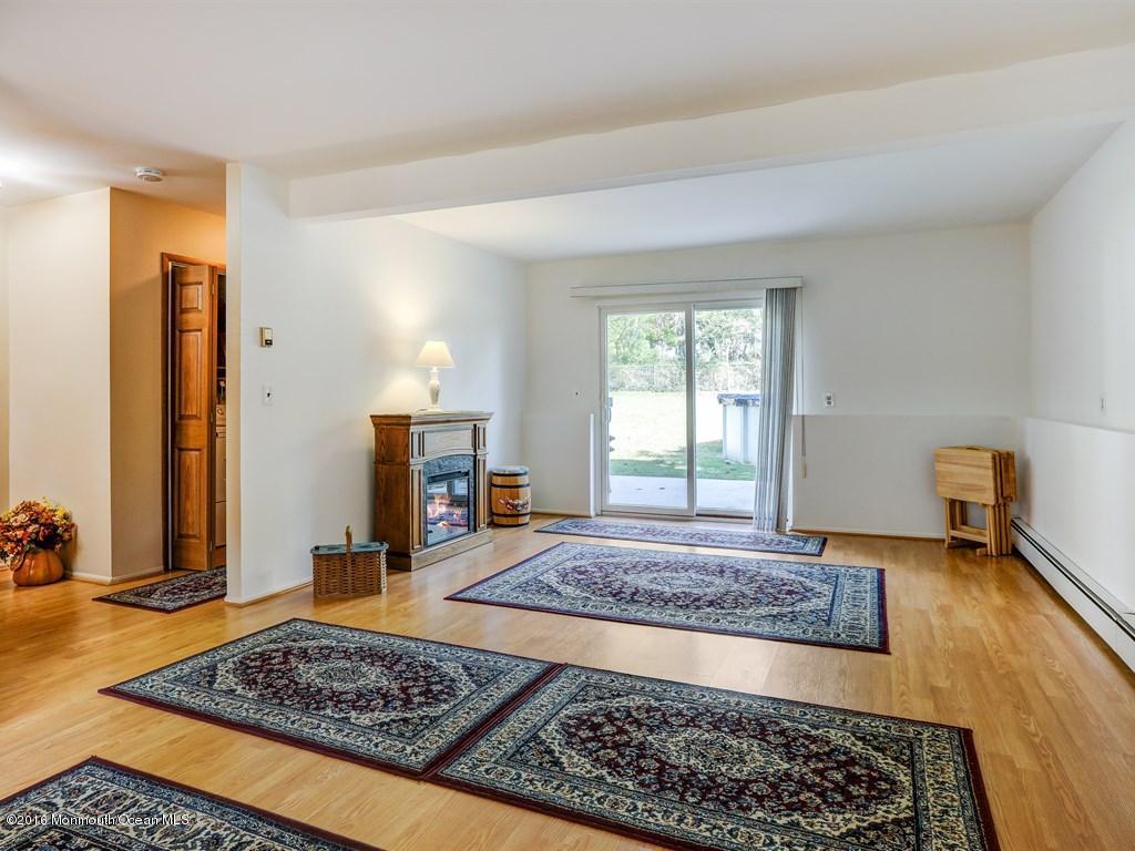 814 Warwick Rd, Brick, NJ 08724 photo 20