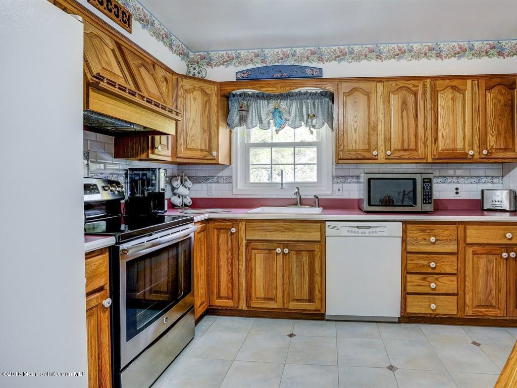 814 Warwick Rd, Brick, NJ 08724 photo 11