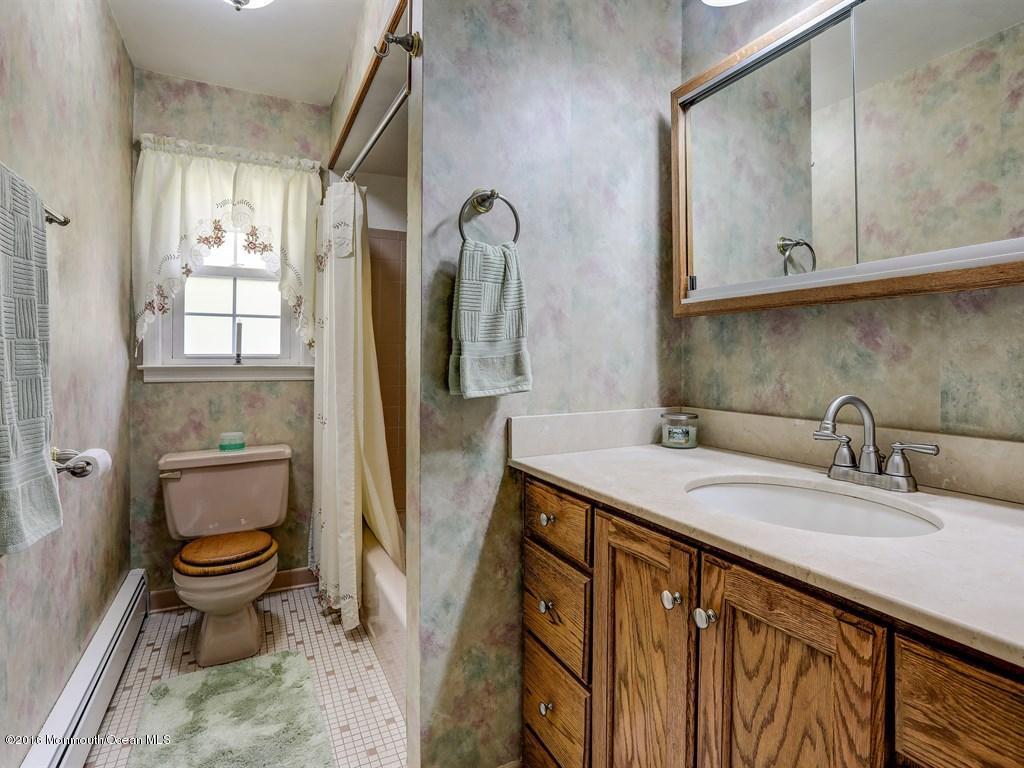 814 Warwick Rd, Brick, NJ 08724 photo 15