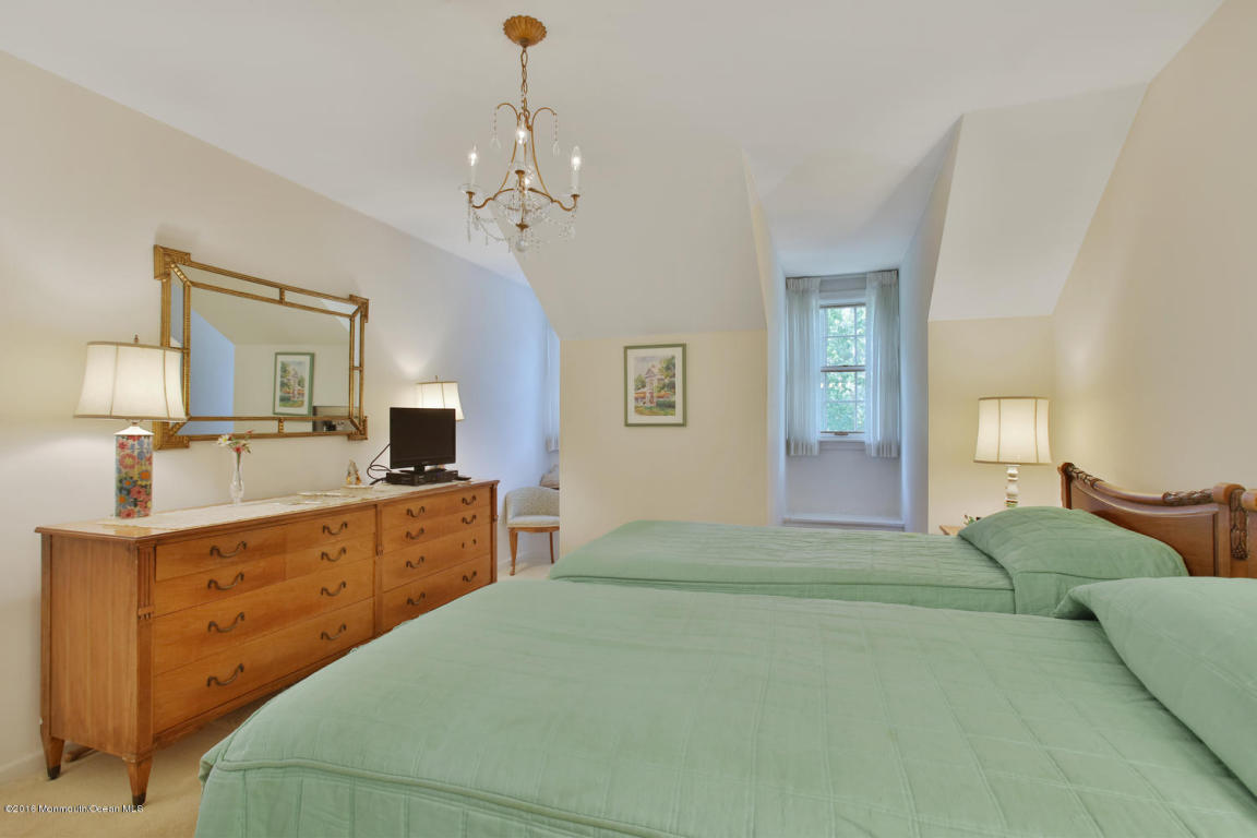 8 Berkeley Sq, Brielle, NJ 08730 photo 18