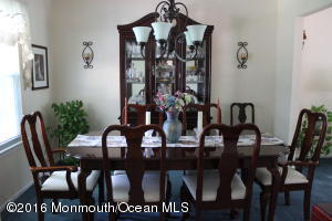 6 Stratton Dr, Howell, NJ 07731 photo 9