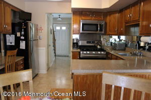 6 Stratton Dr, Howell, NJ 07731 photo 5