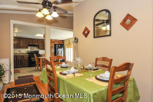 36 Middlesex Rd, Matawan, NJ 07747 photo 3