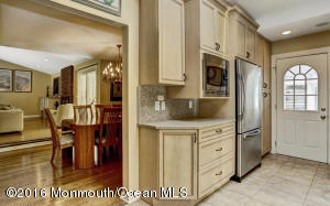 34 Laurel Brook Rd, Lincroft, NJ 07738 photo 8