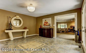 34 Laurel Brook Rd, Lincroft, NJ 07738 photo 5