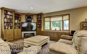 34 Laurel Brook Rd, Lincroft, NJ 07738 photo 13